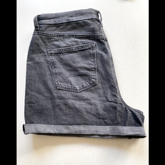 American eagle curvy mom shorts - Picture 2 of 4